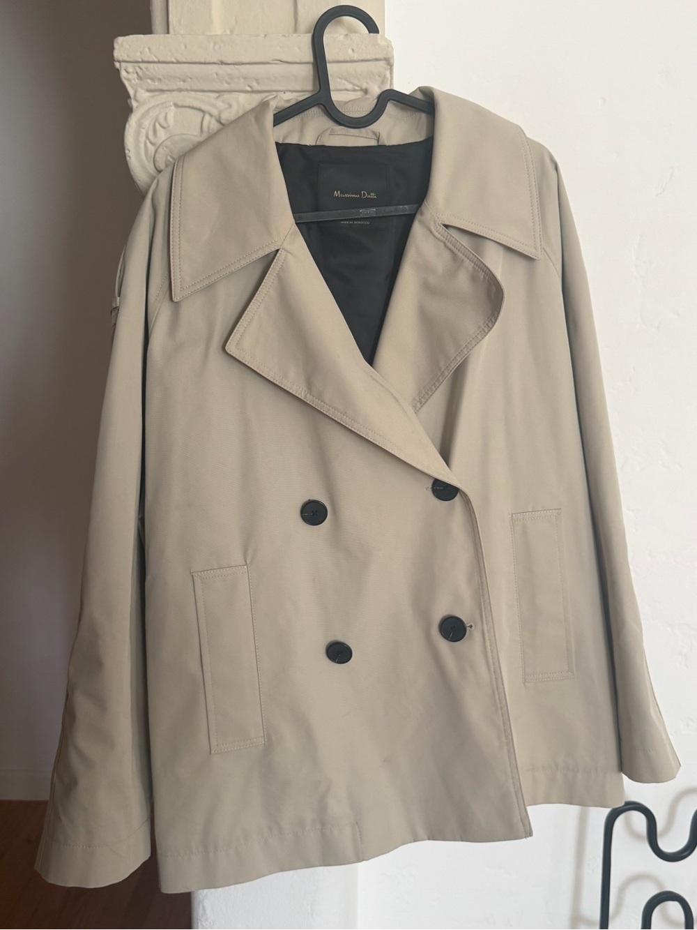 Massimo Dutti Light Beige Double-Breasted Trench Coat